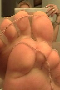 [feetweek性感丝袜美足美腿视频]ID0240 2004.02.03-020304