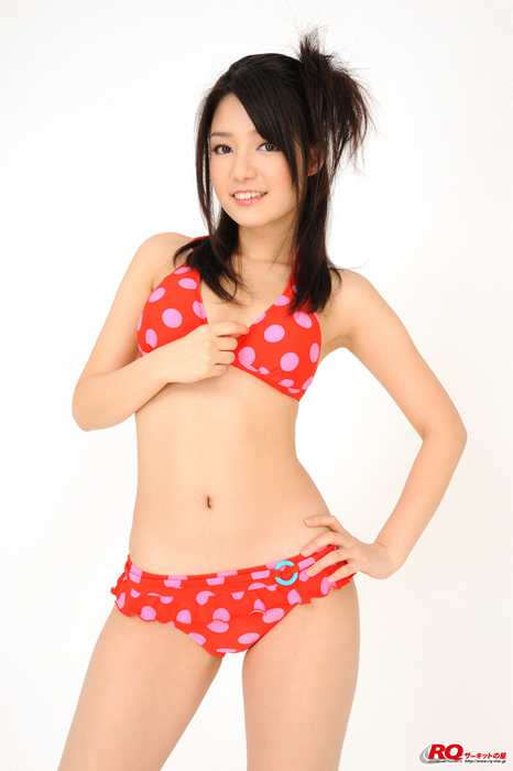RQ-STAR写真NO.0105 Hitomi Furusaki 古崎瞳 Swim Suits – Red性感美女穿红色泳装